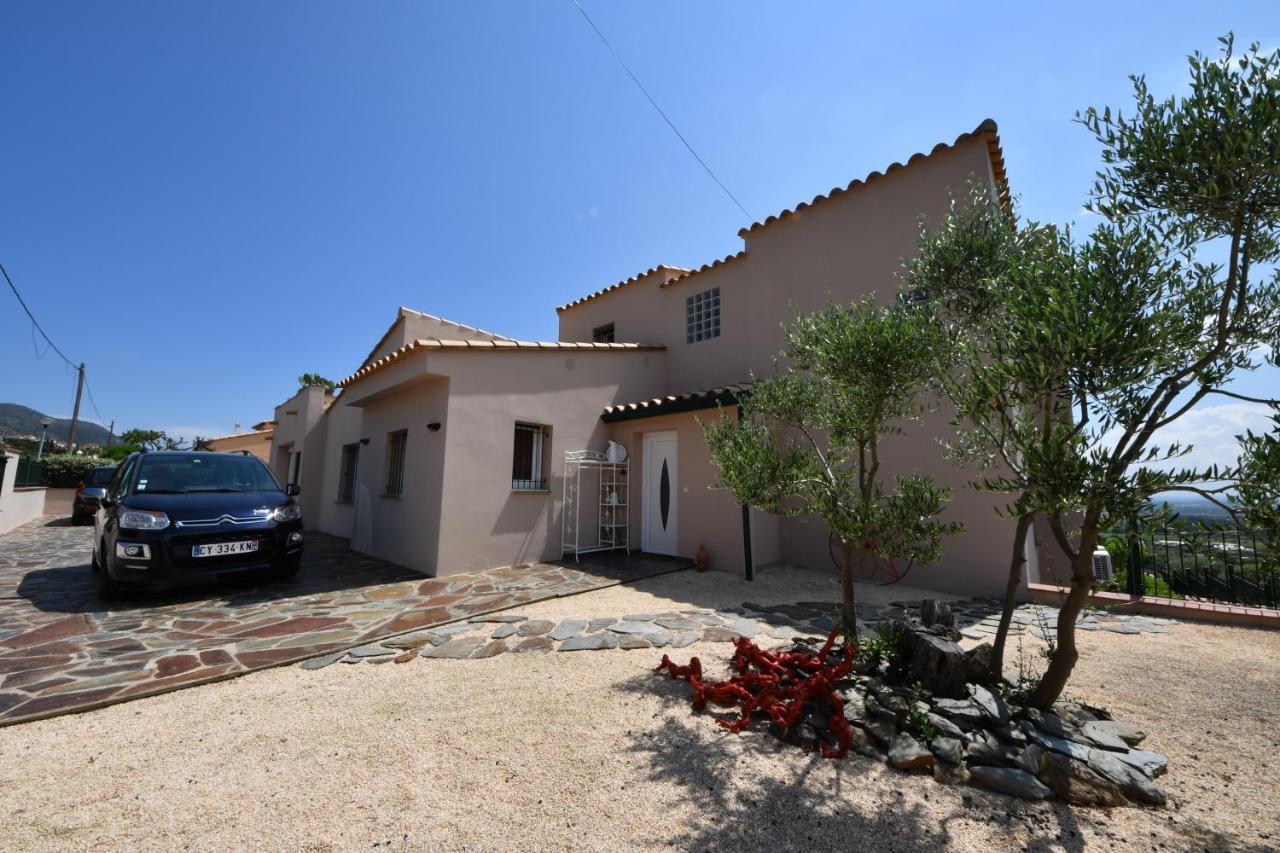 Appartement & Spa - Panoramic Olivars Pau Luaran gambar