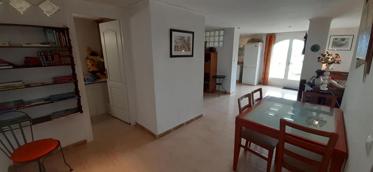 Appartement & Spa - Panoramic Olivars Pau Luaran gambar
