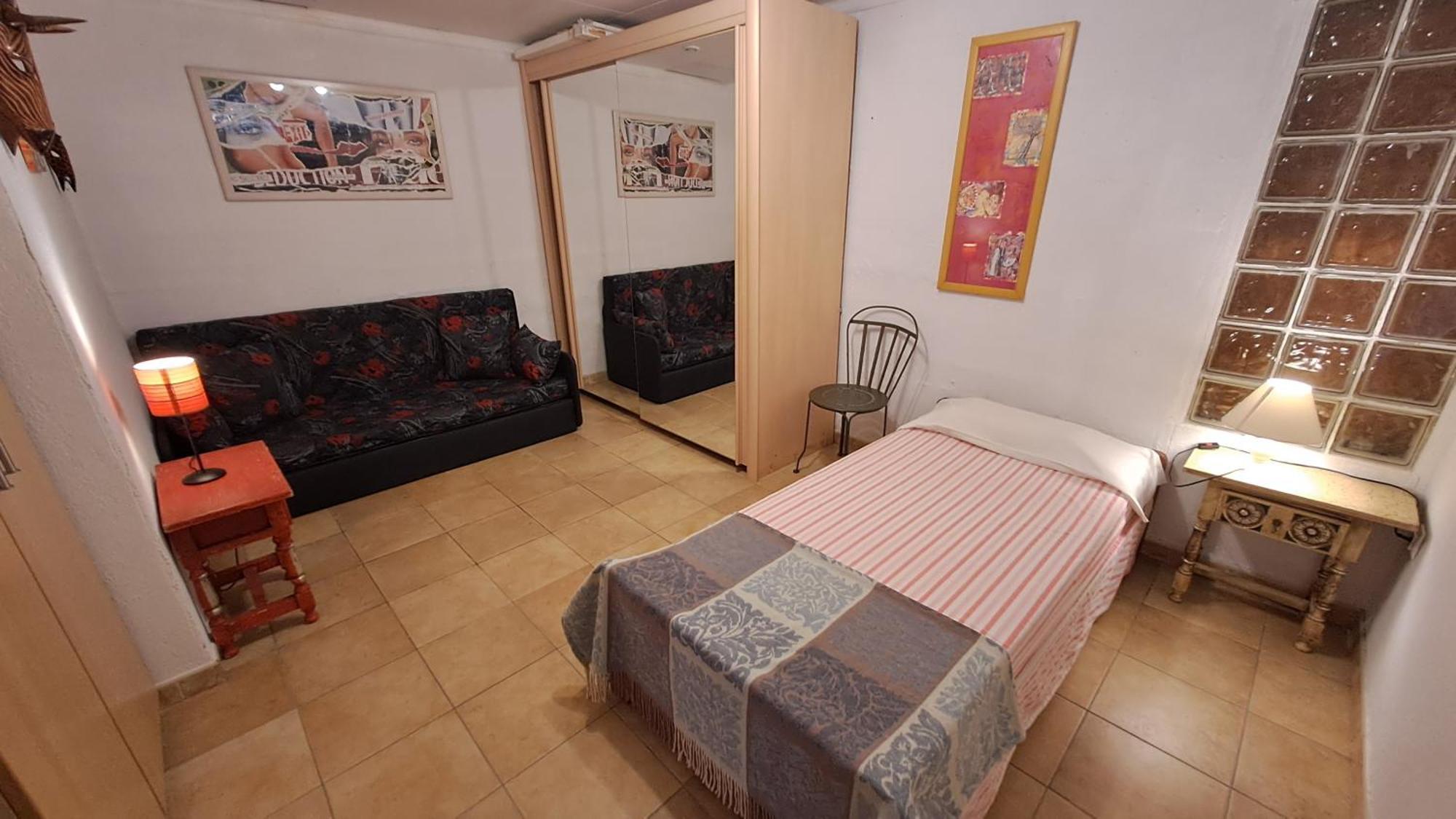 Appartement & Spa - Panoramic Olivars Pau Luaran gambar